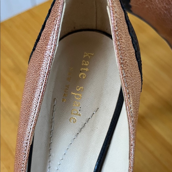 Kate Spade designer Black and Tan Peep Toe Heels made in Italy 7B - Picture 6 of 11